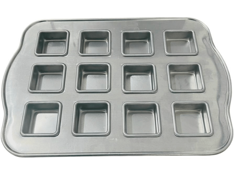 Forma para Pão de Mel c/ 12 Cavidades Alumínio 39x27,5 cm - Caparroz