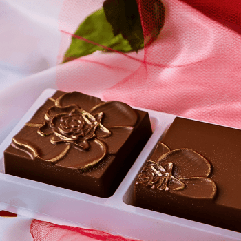 Forma Prática Pão de Mel Quadrado Com Silicone Floral 25g N10419 - Bwb